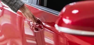Дилеры по продаже новых автомобилей сообщают об улучшении продаж после снижения цен и снижения надбавок за COE Дилеры по продаже новых автомобилей сообщают об улучшении продаж после снижения цен и снижения надбавок за COE