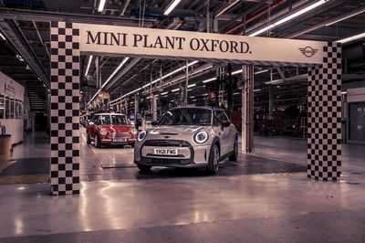 Заводы MINI отмечают 20-летие производства