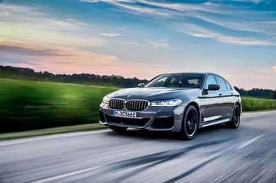 BMW расширяет линейку 5-й серии новым седаном 545e xDrive BMW расширяет линейку 5-й серии новым седаном 545e xDrive