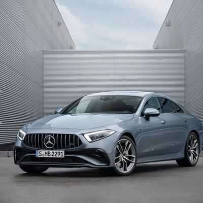 Mercedes обновил модельный ряд CLS, сделав его более роскошным и технологичным