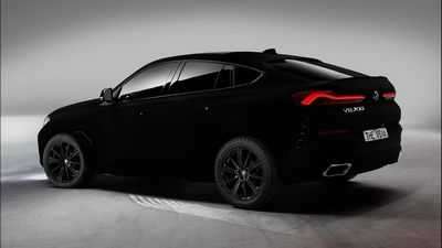BMW создает эффектный шоу-кар с X6, окрашенным в цвет Vantablack BMW создает эффектный шоу-кар с X6, окрашенным в цвет Vantablack