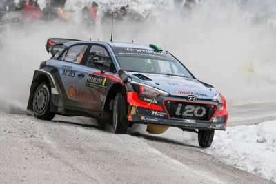 PureTech 1.2-литровый трехцилиндровый двигатель с турбонаддувом признан двигателем года 2017