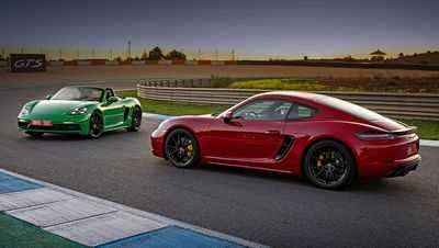 Трансмиссия с двойным сцеплением теперь доступна для флагманских моделей Porsche 718