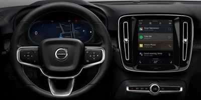 Электрический Volvo XC40 получит новую информационно-развлекательную систему с технологией Google
